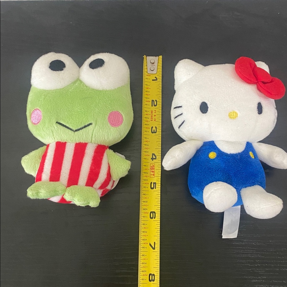 🎱Hello Kitty Bundle- set of 3 plushies & a Keroppi notebook! - Picture 5 of 7